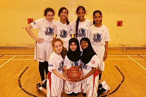  Year 7 Basketball team in Dallas Mavericks kit