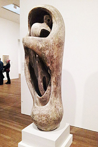  Henry Moore Sculpture