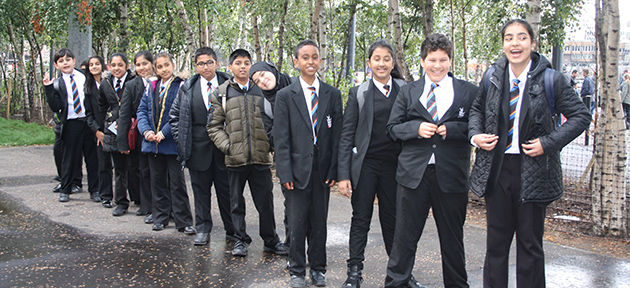  Nexus 7 students outside the Tate Modern