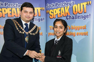  Amee receiving her bronze trophy from the Mayor