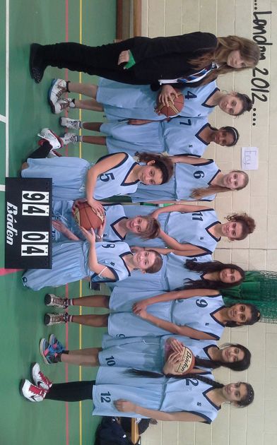  Heston U14 Girls' Basketball team