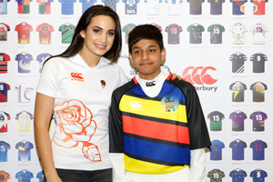  Ravinder wearing Heston's new rugby shirt with Laura Wright 