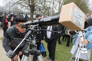  Student tests Sky Watcher