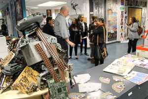  Visitors in the Art Studio