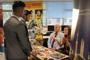  DHL talk to students
